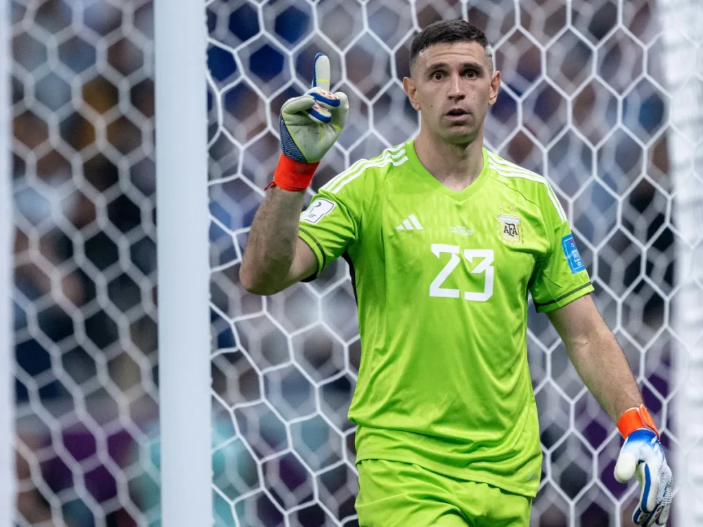 emiliano martinez 2022 arg cm