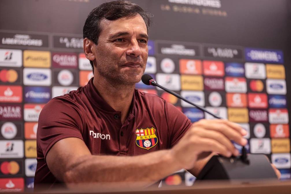 fabian bustos 2021 bar cl