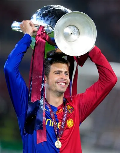 gerard pique 2009 bar ch
