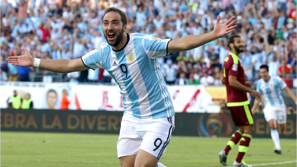 gonzalo higuain 2016 arg