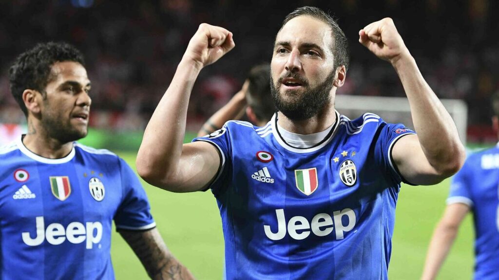 gonzalo higuain 2017 juv ch