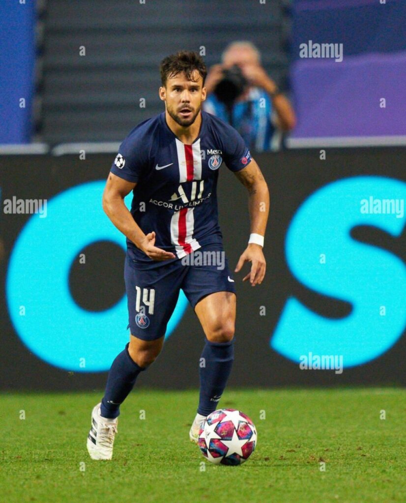 juan bernat 2020 psg ch