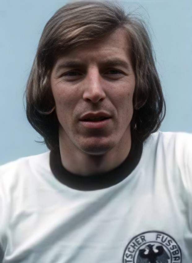 jurgen grabowski 1974 ale cm r (1)