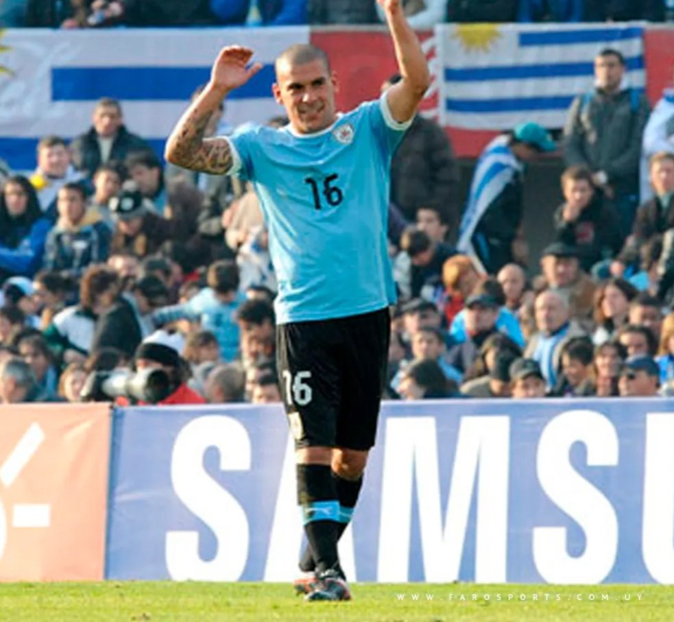 maxi pereira 2011 uru ca