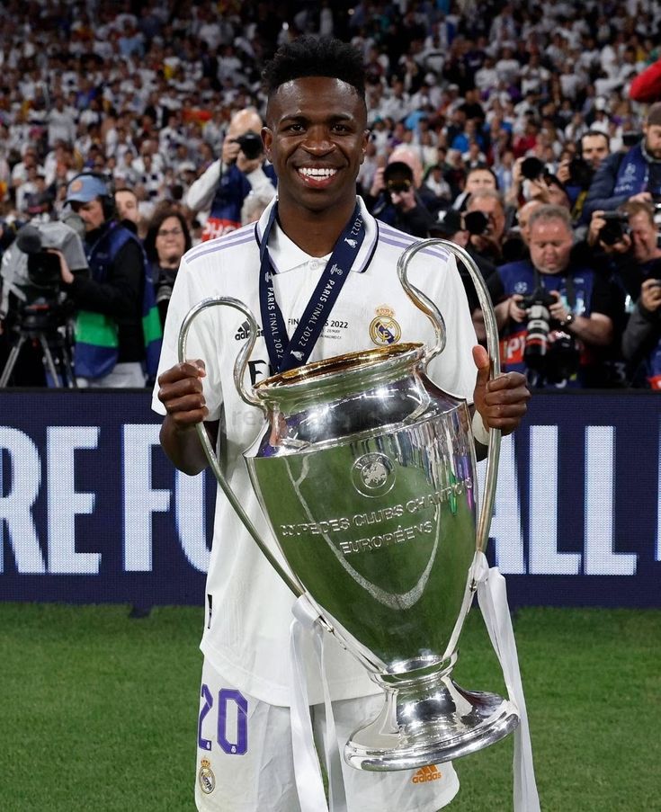 vinicius junior 2022 rm ch