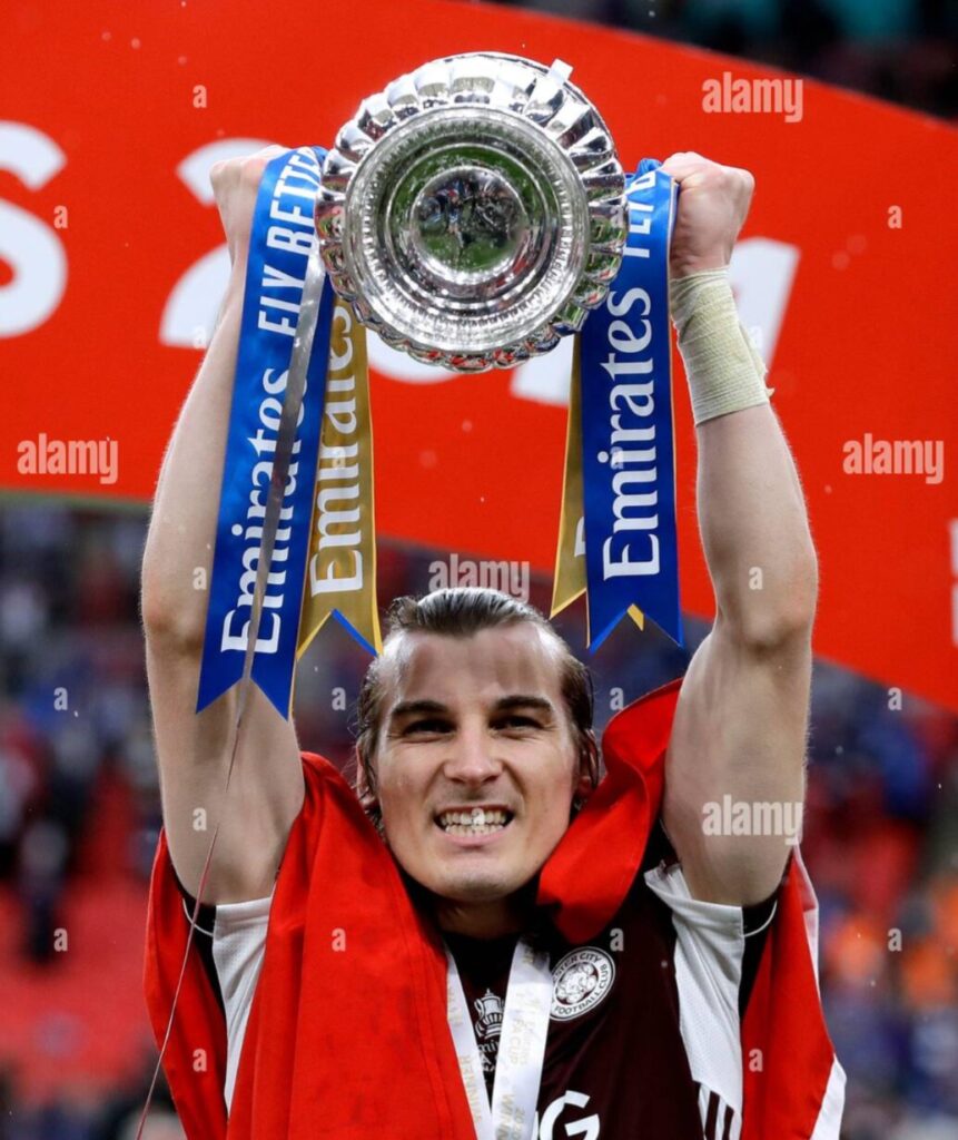 caglar soyuncu 2021 lei fa r