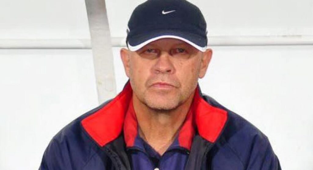 carlos ischia 2012 dq cl