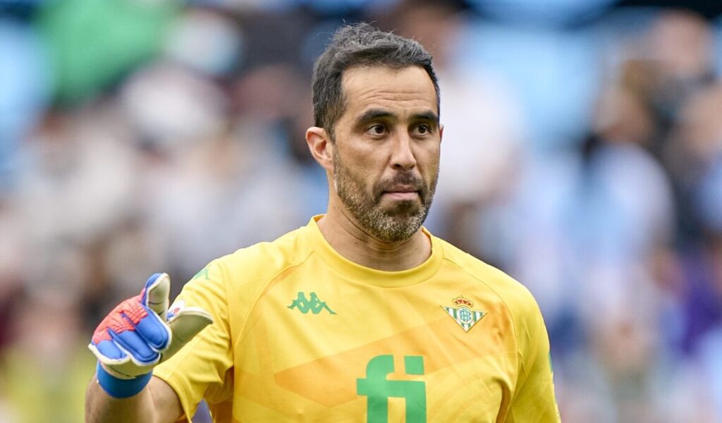 claudio bravo 2022 bet