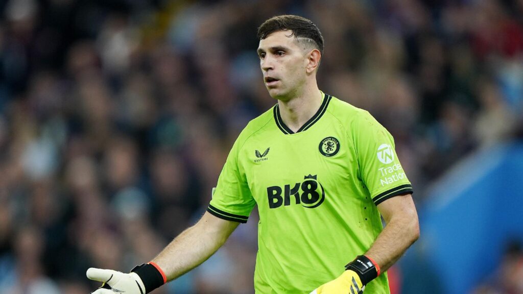 emiliano martinez 2024 cfc