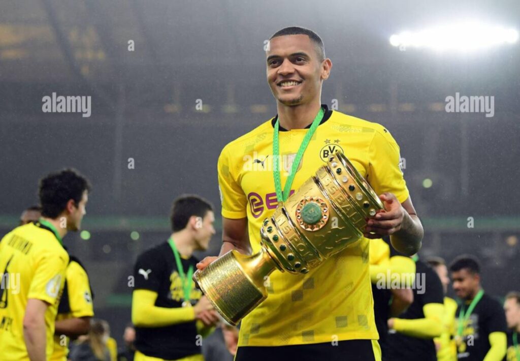 manuel akanji 2021 bvb ca
