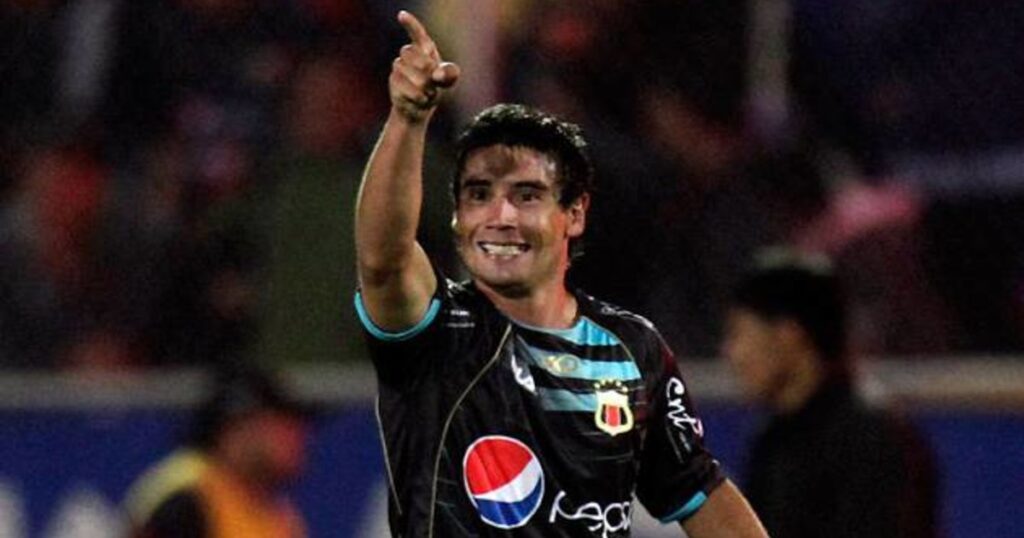 matias alustiza 2012 dq cl