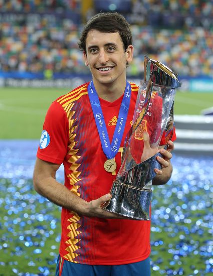 mikel oyarzabal 2019 esp euro21