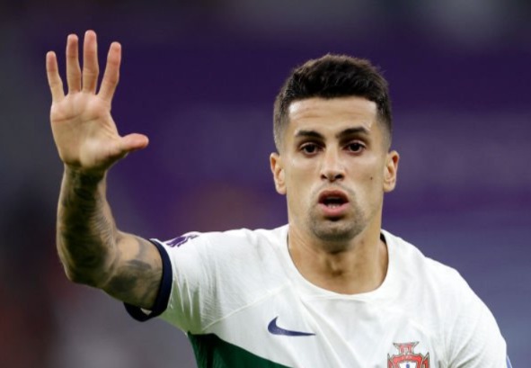 joao cancelo 2022 por cm