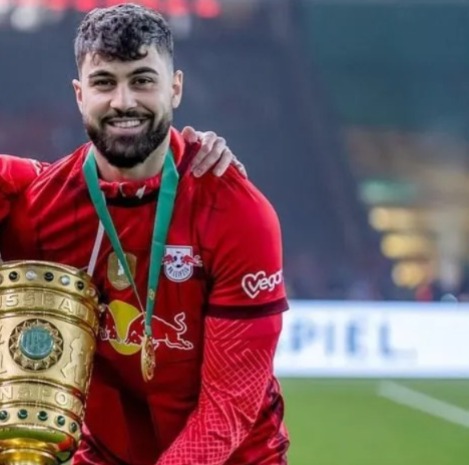 josko gvardiol 2023 lpz ca r