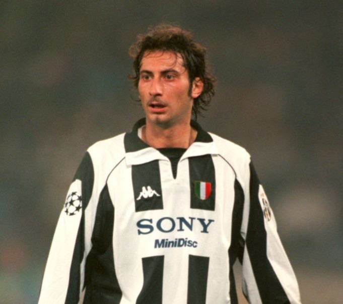 Alineación de Juventus Vicecampeón Champions League 1998 mark iuliano 1998 juv ch r