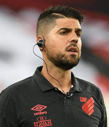 antónio oliveira 2021 par cs