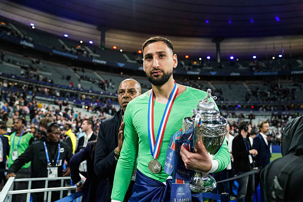 gianluigi donnarumma 2024 psg cf r