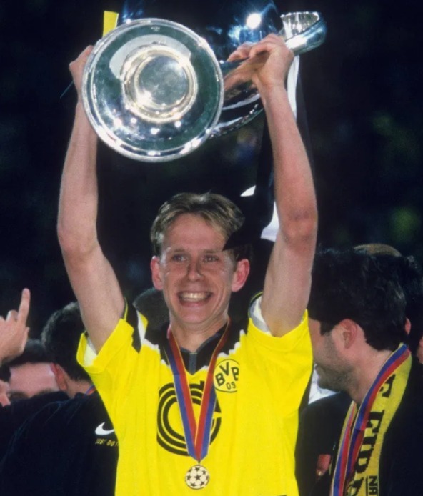Alineación de Borussia Dortmund Campeón Champions League 1997 jorg heinrich 1997 bvb ch r
