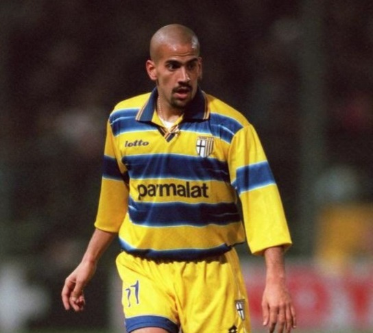 juan sebastián verón 1999 parma uefa r