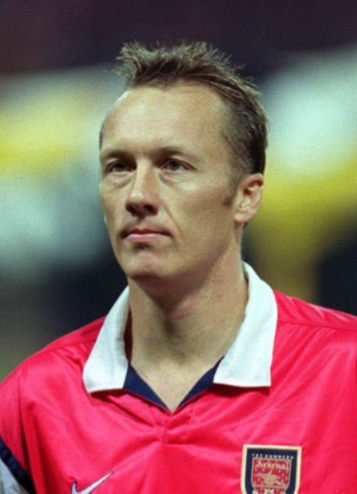 lee dixon 2000 ars uefa