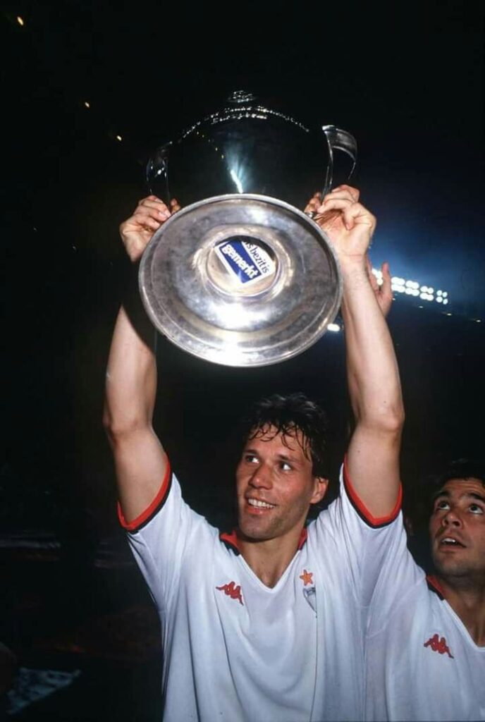 Alineación de Milan Campeón Copa de Campeones de Europa 1990 marco van basten 1990 mil ch