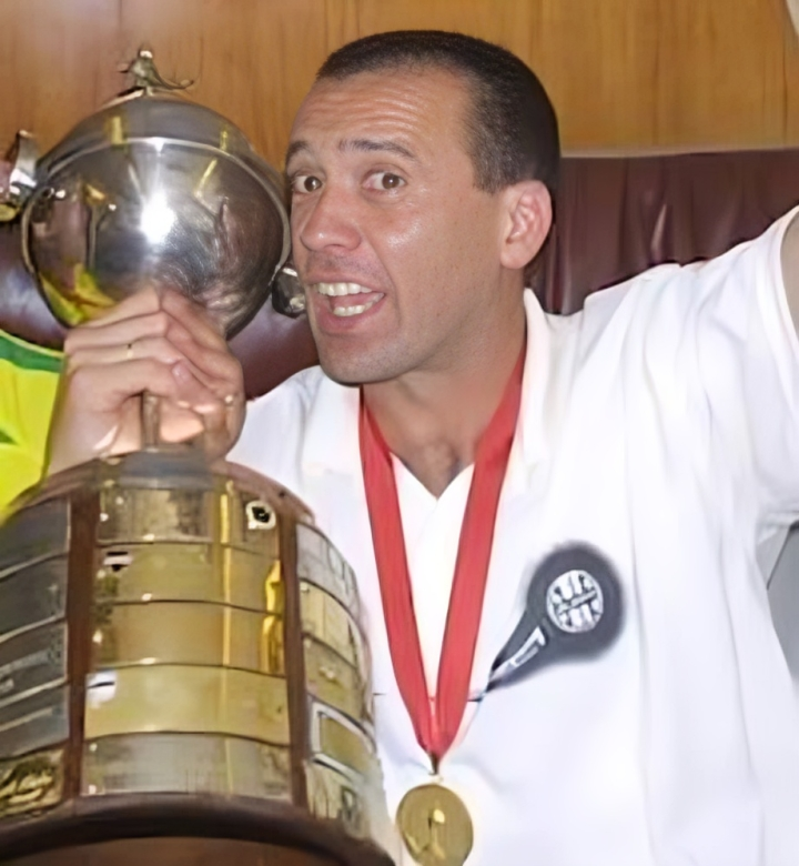 Alineación de Olimpia Campeón Copa Libertadores 2002 nelson zelaya 2002 oli cl r