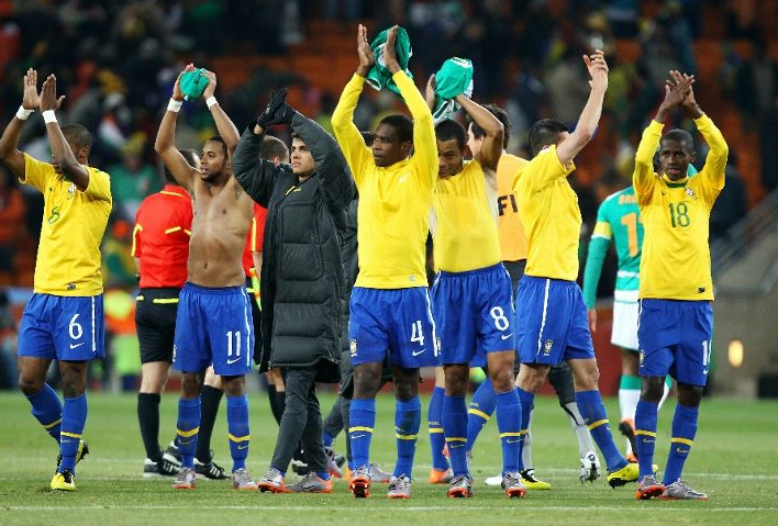 Alineación de Brasil Mundial 2010 brasil 2010 cm