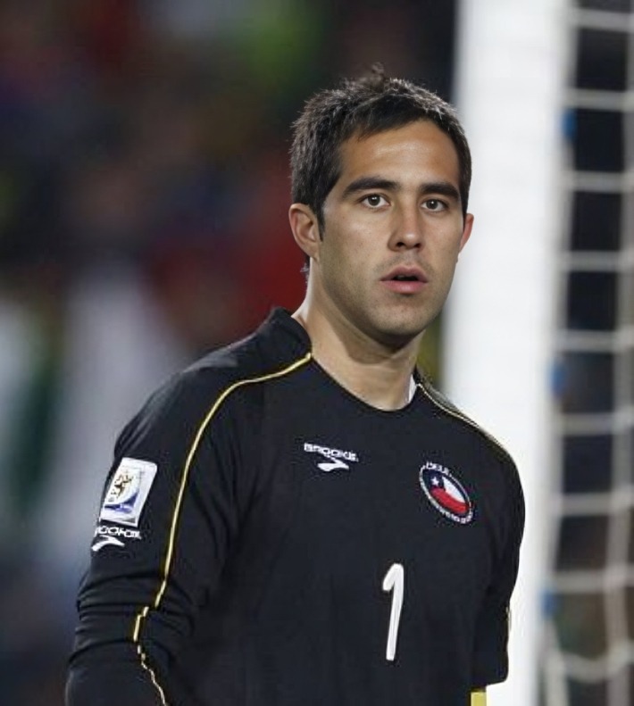 claudio bravo 2010 chi cm r