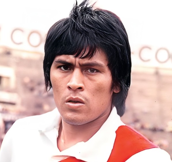 Alineación de Perú Mundial 1970 hugo sotil 1970 per cm r