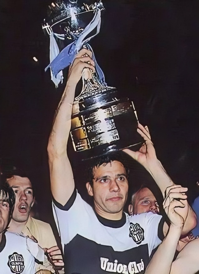 Alineación de Olimpia Campeón Copa Libertadores 1979 hugo talavera 1979 oli cl r