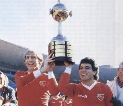 Alineación de Independiente Campeón Copa Libertadores 1984 independiente 1984 cl r