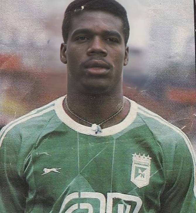 Alineación de Atlético Nacional Campeón Copa Libertadores 1989 luis carlos perea 1989 atn cl r