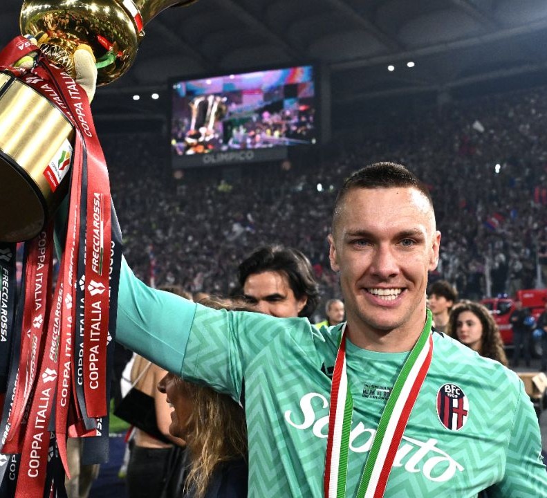 lukasz skorupski 2025 bol ci r