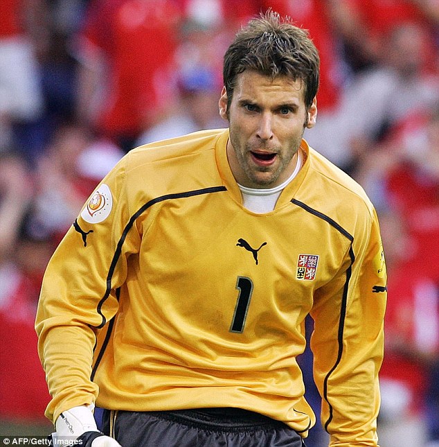 petr cech 2004 che euro r