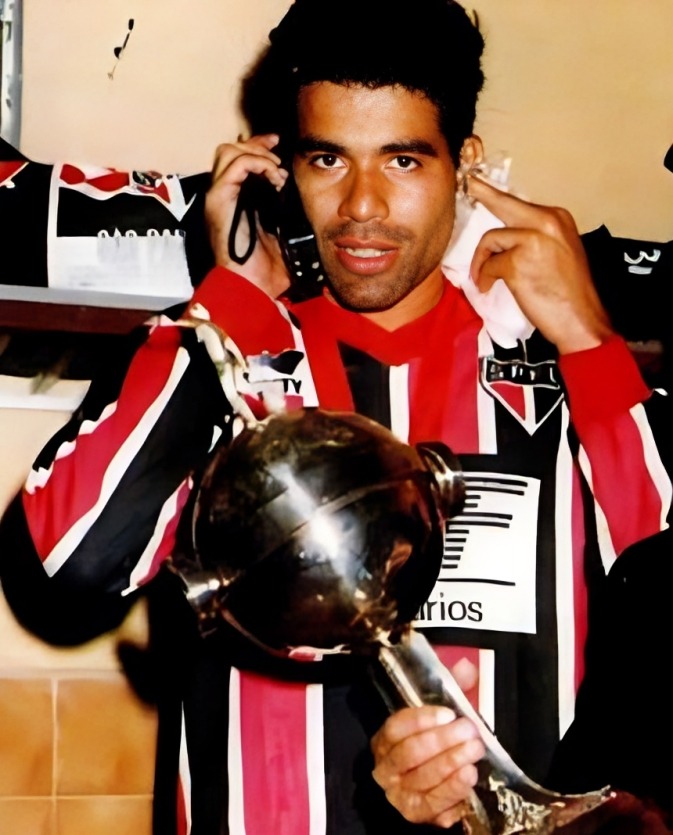 Alineación de Sao Paulo Campeón Copa Libertadores 1993 rai 1993 spau cl