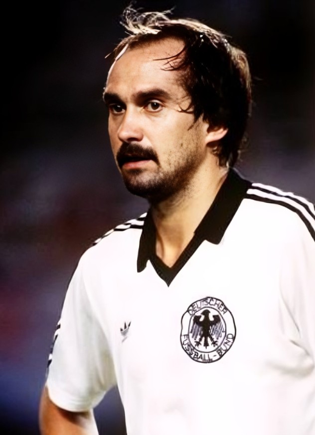 uli stielike 1982 ale cm