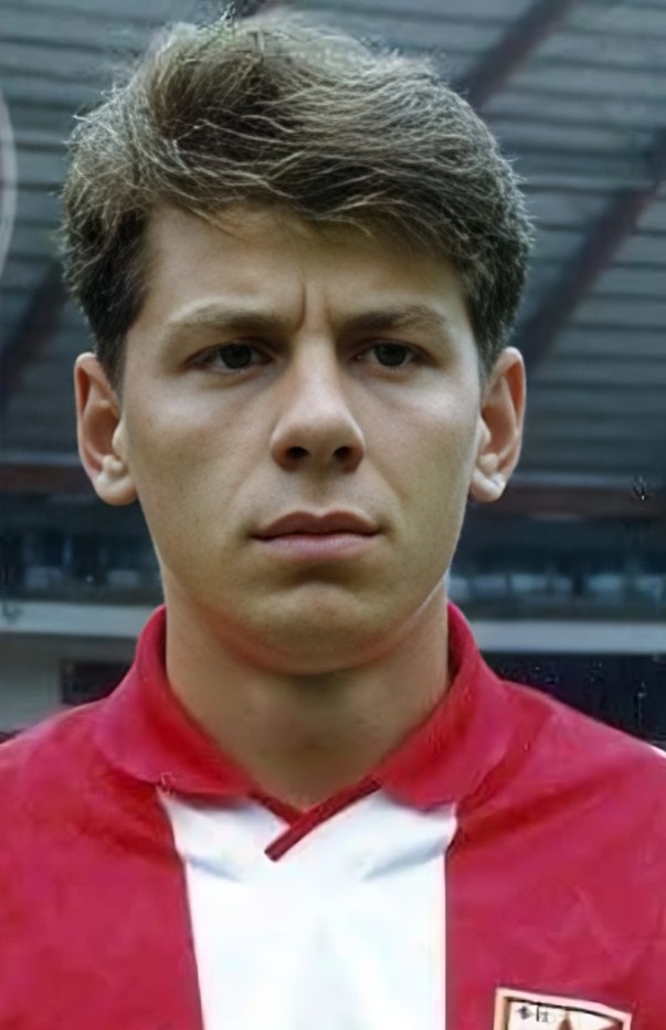 Alineación de Estrella Roja Campeón Copa de Campeones de Europa 1991 vladimir jugovic 1991 est ch