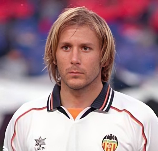 Alineaciones históricas donde jugó Gaizka Mendieta gaizka mendieta portada