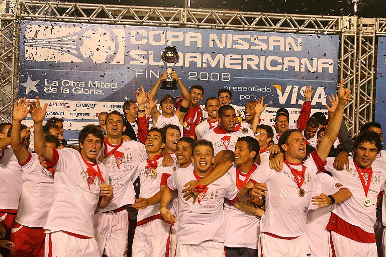 Internacional 2008 CS