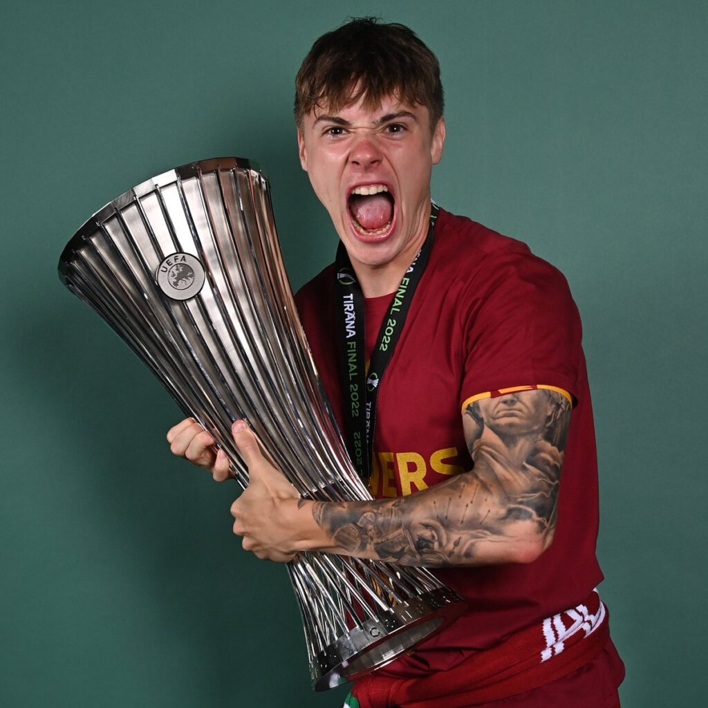 nicola zalewski 2022 roma cfc