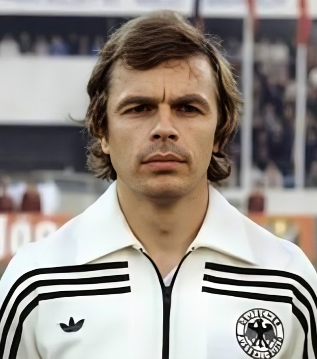 Alineación de Alemania Mundial 1978 bernard dietz 1978 ale cm
