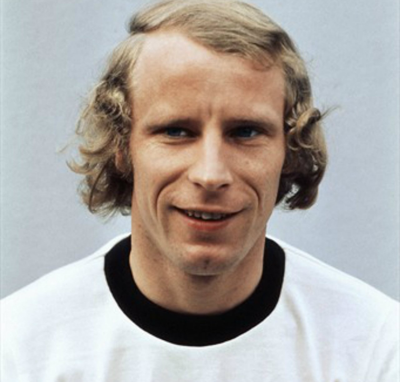 Alineaciones históricas donde jugó Berti Vogts berti vogts portada