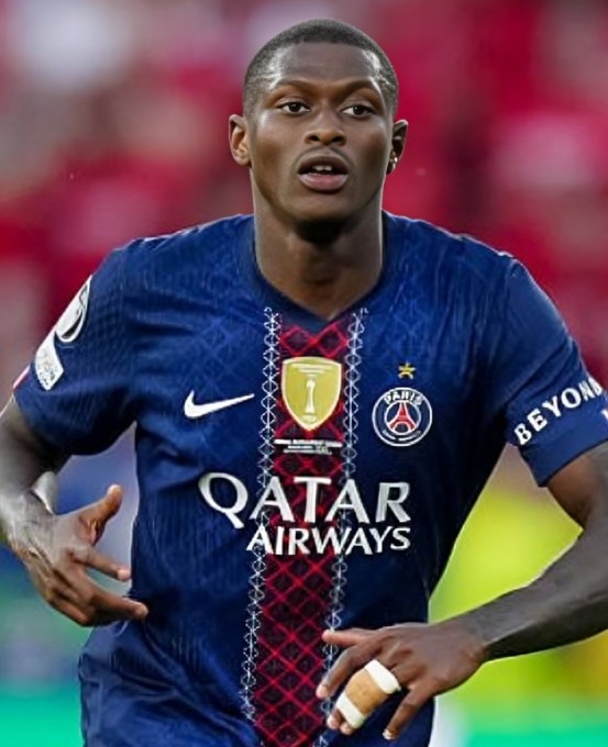 Alineación de Paris Saint Germain Campeón Champions League 2026 nuno mendes 2026 psg ch