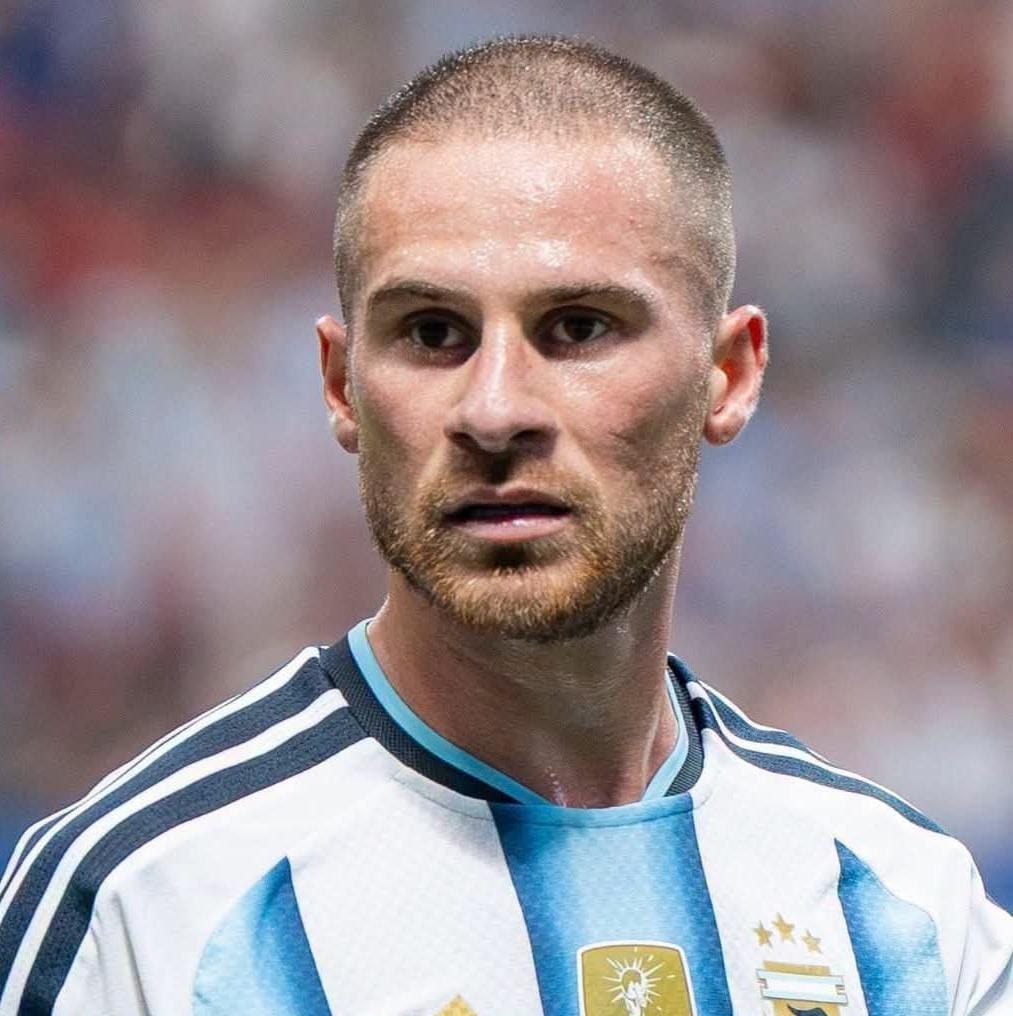 Alineación de Argentina Vicecampeón Mundial 2026 alexis mac allister 2026 arg cm r