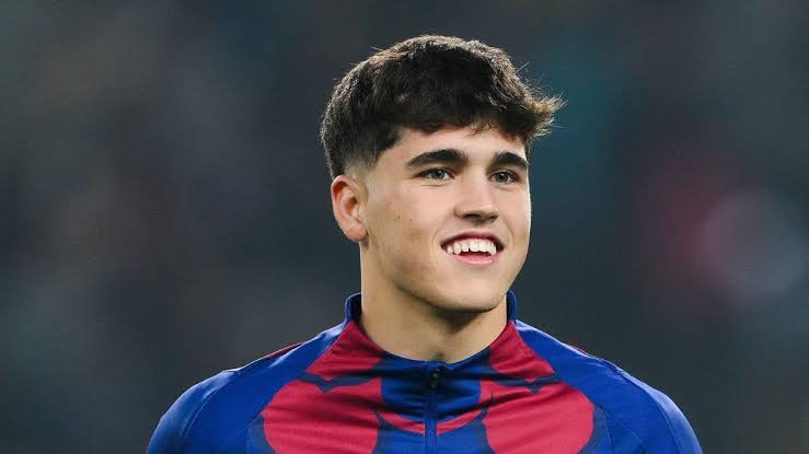 Alineaciones históricas donde jugó Pau Cubarsí pau cubarsi portada